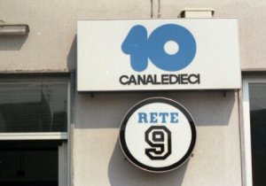canale 10 napoli rete 9